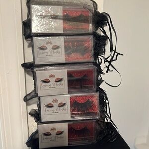 Lucious Mink lashes by (MeMe) different styles top- LD13..#2..LD12…#3..S04